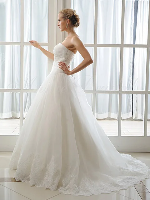Annie Bridal