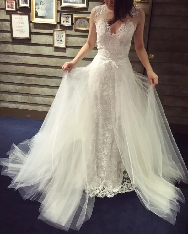 Monique Lhuillier（モニーク・ルイリエ）のウェディングドレス紹介２