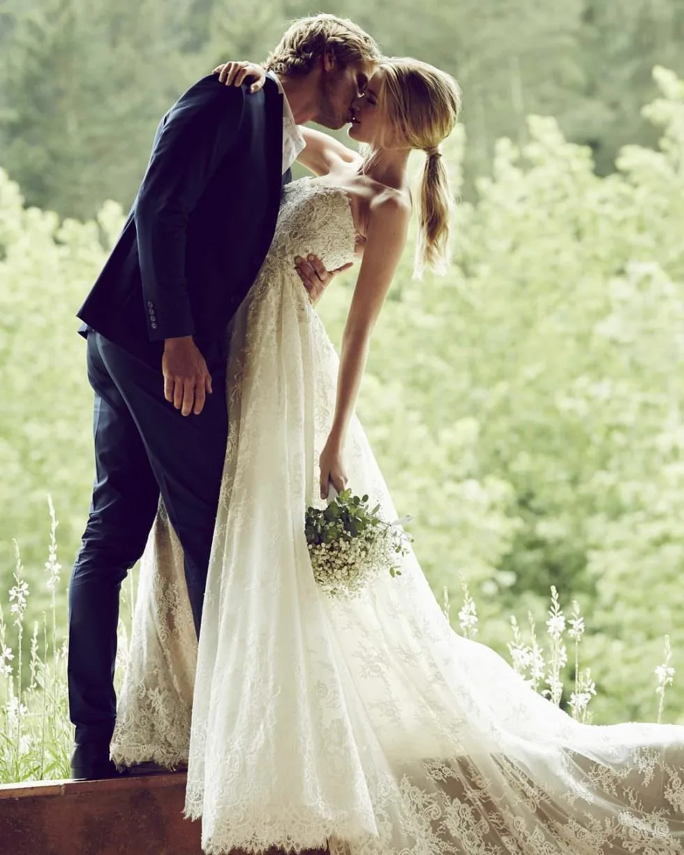 PRONOVIAS（プロノビアス）のウェディングドレス紹介