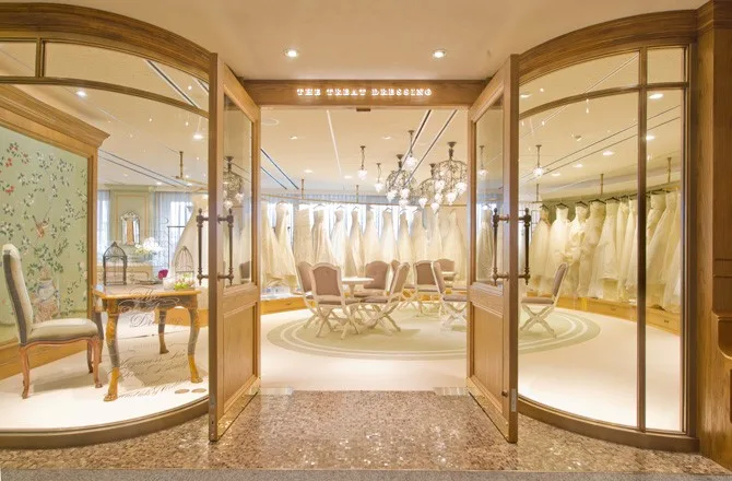 REEM　ACRA（リーム・アクラ）のウェディングドレス紹介