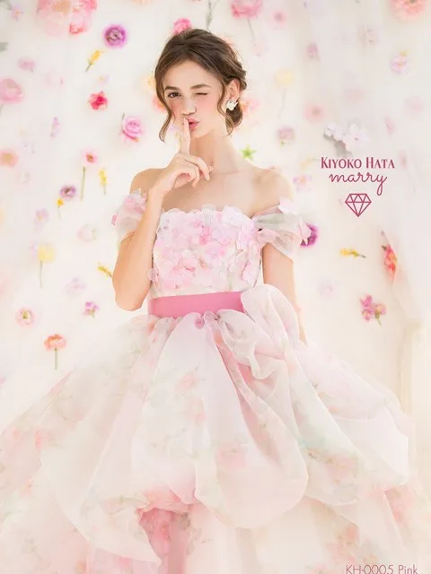 KIYOKO　HATA（キヨコハタ）のウェディングドレス紹介